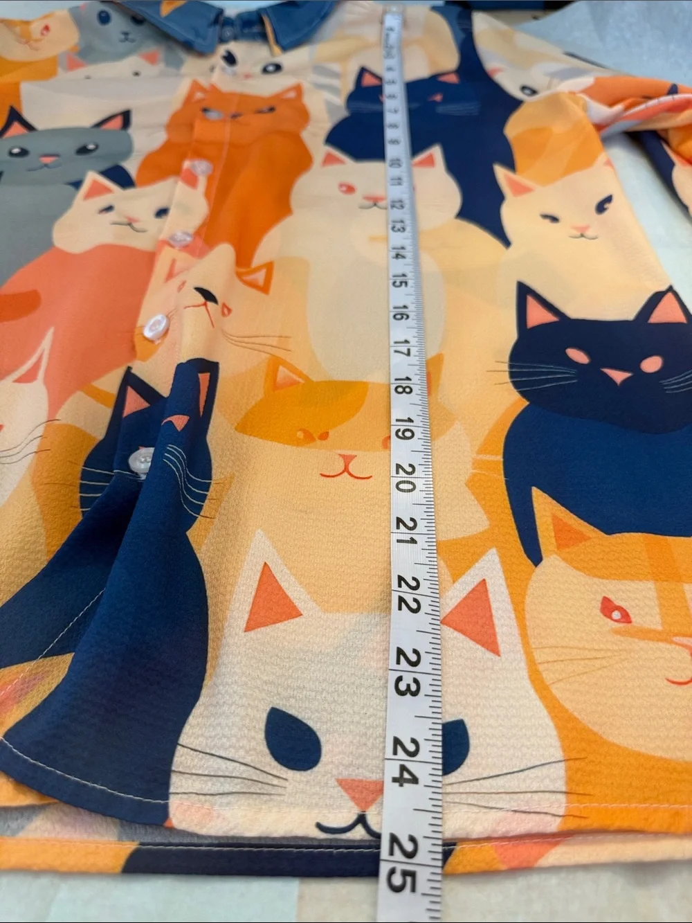Cat Print Button-Up Shirt in Orange & Blue Size Large